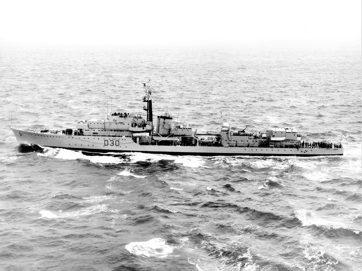 HMS Carron (D30) Royal Navy C Class Destroyer Port Beam View Photo Print Wall Art Decor Posters, Prints, & Visual Artwork Hampshire Prints 6 x 4 No Frame No