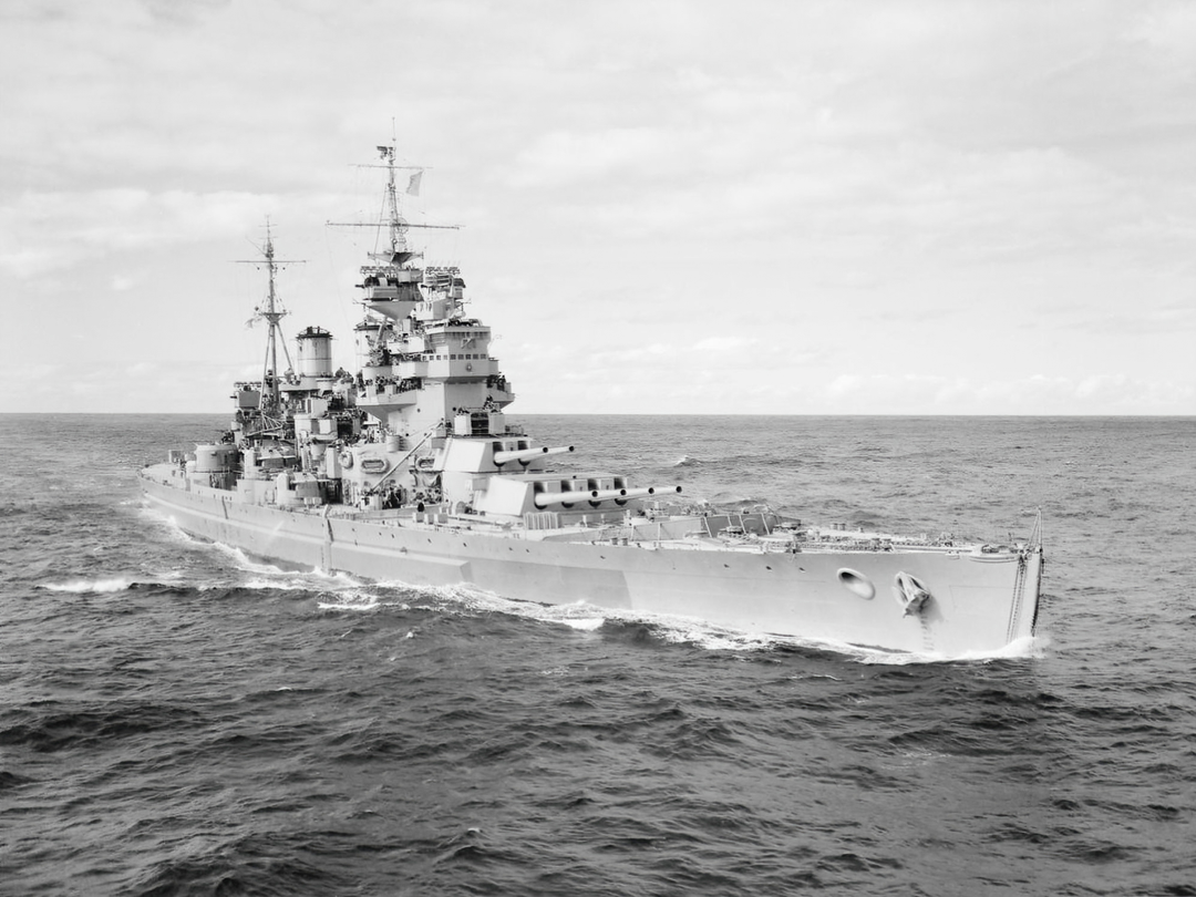 HMS Duke of York (17) Royal Navy King George V Class Battleship Underway Photo Print Wall Art Decor Posters, Prints, & Visual Artwork Hampshire Prints 6 x 4 No Frame No