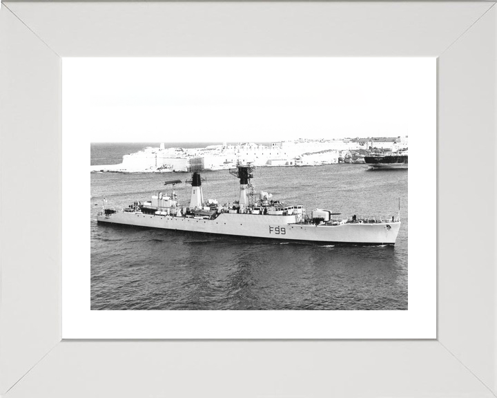 HMS Lincoln F99 Salisbury Class Frigate Valletta Malta Photo Print - Posters, Prints, & Visual Artwork - by Hampshire Prints (image 4 of 9)