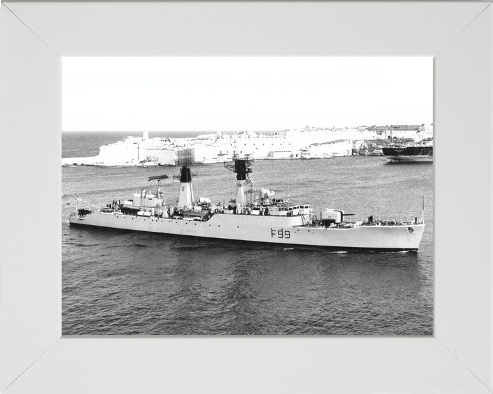 HMS Lincoln F99 Salisbury Class Frigate Valletta Malta Photo Print - Posters, Prints, & Visual Artwork - by Hampshire Prints (image 5 of 9)