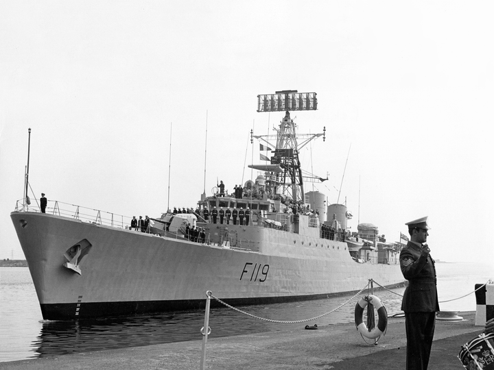 HMS Eskimo (F119) Photo Print - At Chatham 1976 - Royal Navy Tribal Class Frigate Posters, Prints, & Visual Artwork Hampshire Prints 6 x 4 No Frame No