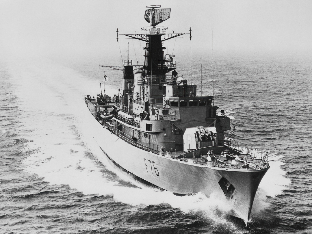 HMS Mermaid F76 Mermaid Class Frigate Photo Print - Posters, Prints, & Visual Artwork - by Hampshire Prints (image 1 of 9)