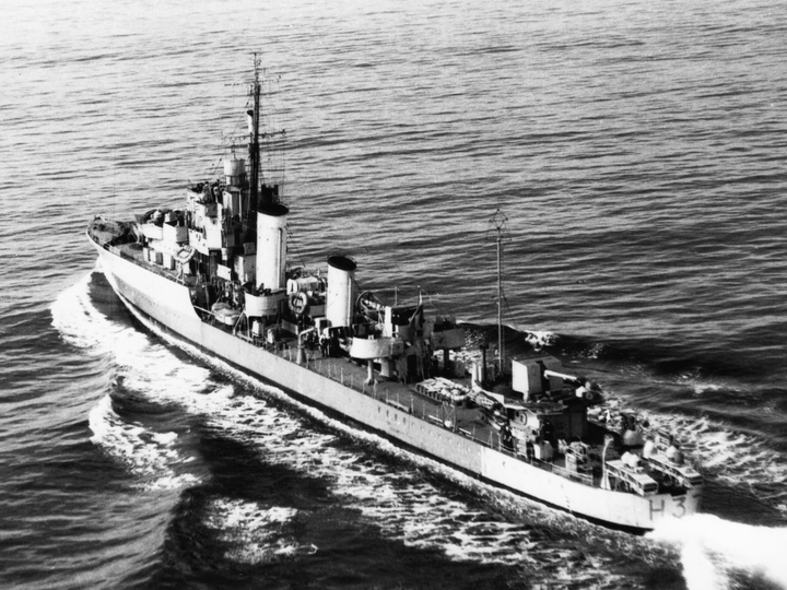 HMS Garland (H37) Photo Print - At Sea 1945 - Royal Navy G Class Destroyer Posters, Prints, & Visual Artwork Hampshire Prints 6 x 4 No Frame No