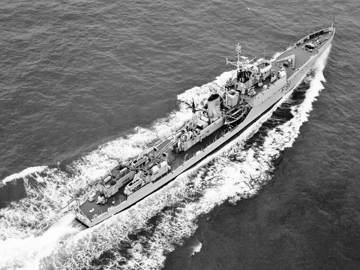 HMS Murray F91 Blackwood Class Frigate From Above Photo Print - Posters, Prints, & Visual Artwork - by Hampshire Prints (image 1 of 9)