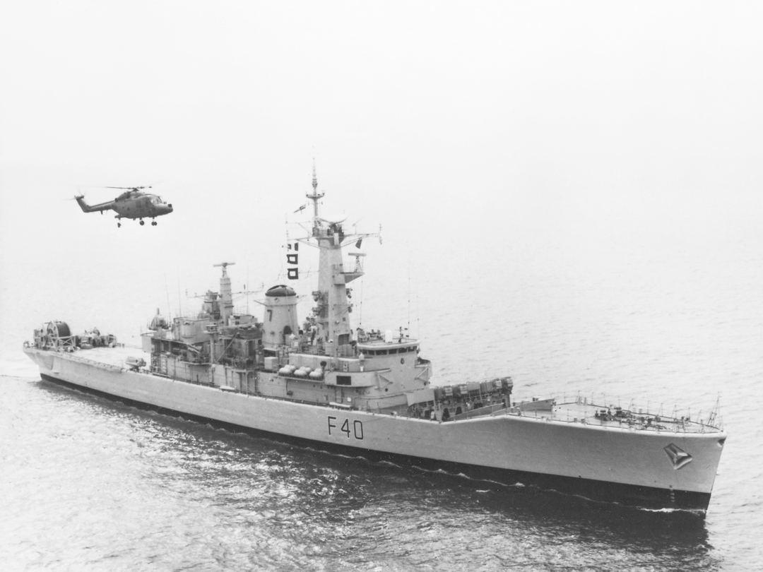 HMS Sirius F40 Leander Class Frigate With Helicopter Photo Print - Posters, Prints, & Visual Artwork - by Hampshire Prints (image 1 of 9)