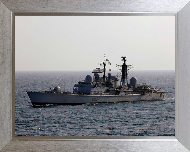 HMS Manchester (D95) Photo Print - Persian Gulf 2008 - Royal Navy Type 42 Destroyer Hampshire Prints 10 x 8 Silver Frame No
