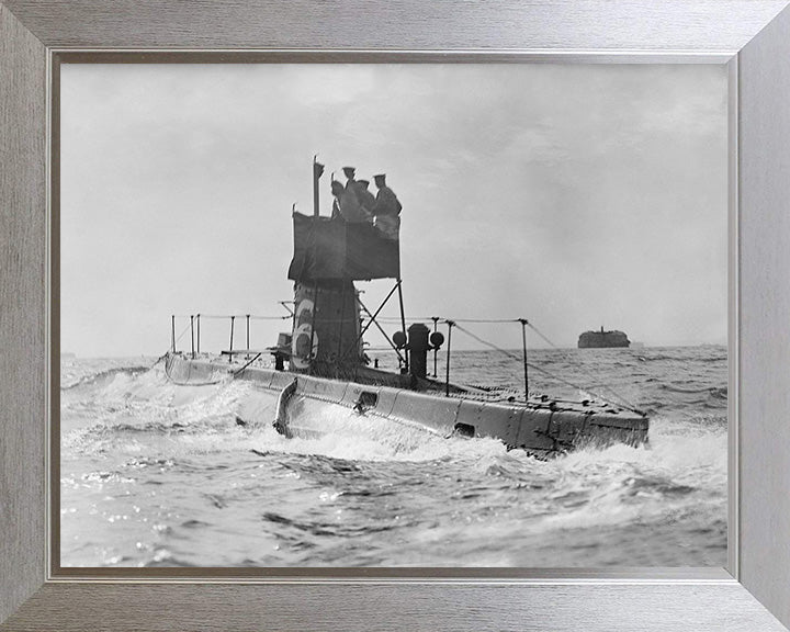 HMS B6 Royal Navy B class submarine Photo Print or Framed Print - Hampshire Prints