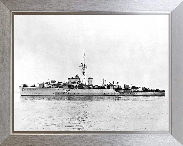 HMS Black Swan U57 (L57) Royal Navy Black Swan Class Sloop Port Beam Photo Print Wall Art Decor Posters, Prints, & Visual Artwork Hampshire Prints 10 x 8 Silver Frame No