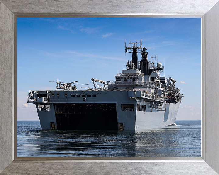HMS Albion (L14) Royal Navy Albion Class Amphibious Ship Well Deck View Photo Print Wall Art Naval Decor Posters, Prints, & Visual Artwork Hampshire Prints 10 x 8 Silver Frame No