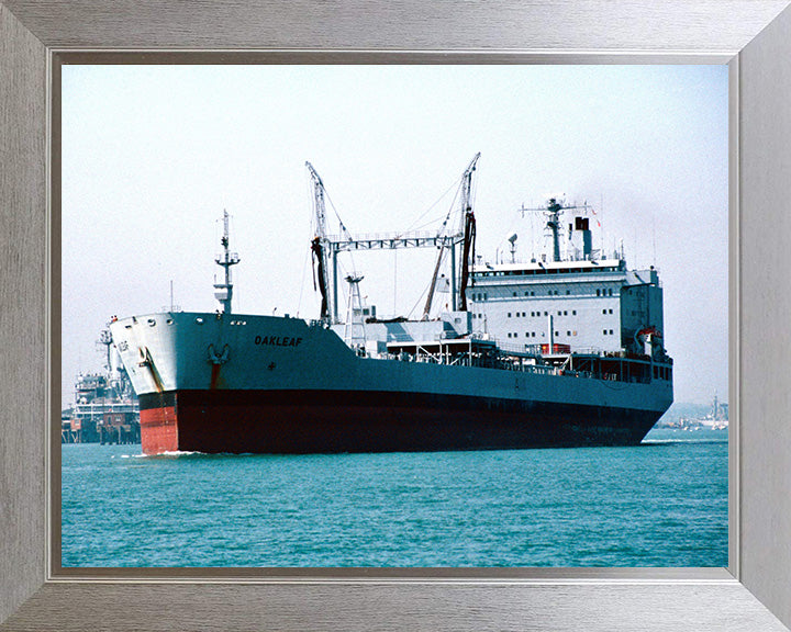 RFA Oakleaf A111 | Photo Print | Framed Print | Leaf Class | Support Tanker | Royal Fleet Auxiliary Hampshire Prints