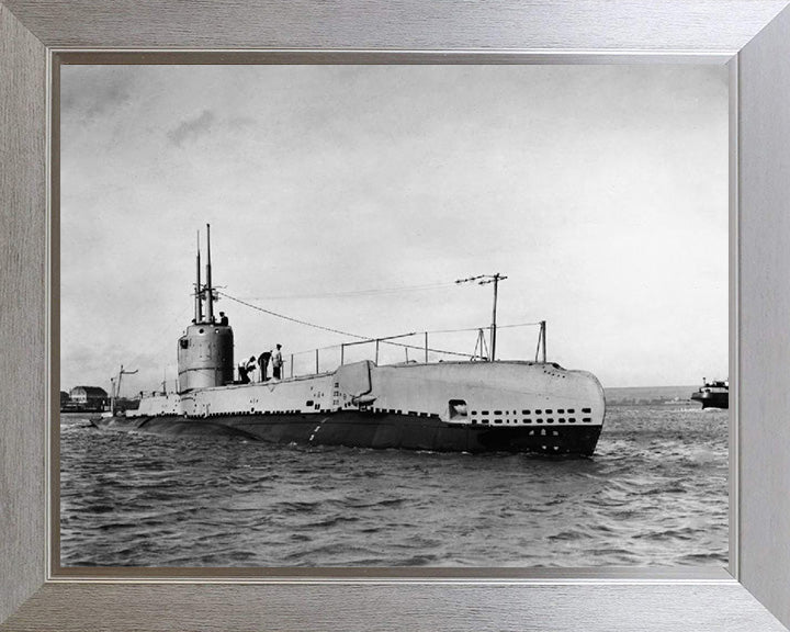 HMS Seahorse (98S) Photo Print - Starboard View - Royal Navy S Class Submarine Hampshire Prints 10 x 8 Silver Frame No