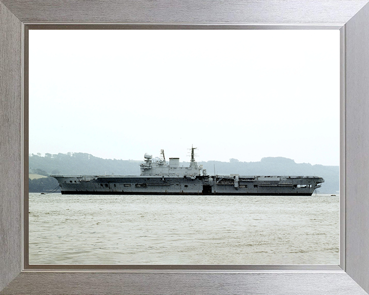 HMS Eagle (R05) Royal Navy Audacious Class Aircraft Carrier Port Beam Photo Print Wall Art Decor Posters, Prints, & Visual Artwork Hampshire Prints 10 x 8 Silver Frame No