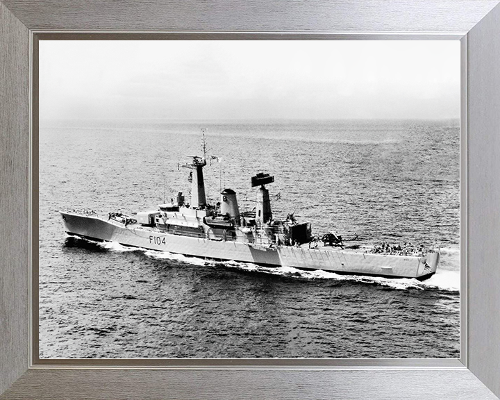 HMS Dido (F104 Royal Navy Leander Class Frigate Port Side View Photo Print Wall Art Decor Posters, Prints, & Visual Artwork Hampshire Prints 10 x 8 Silver Frame No