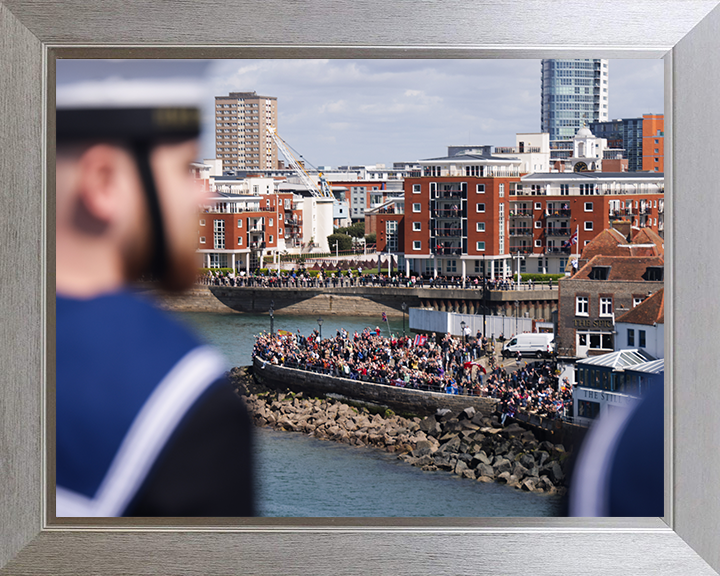 Portsmouth Crowds Wave off HMS Prince of Wales 2025 Photo Print - Royal Navy Hampshire Prints 10 x 8 Silver Frame No