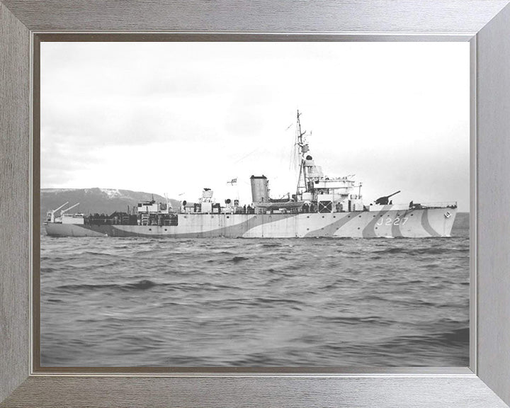 HMS Mutine J227 Royal Navy Algerine class minesweeper Photo Print or Framed Print - Hampshire Prints