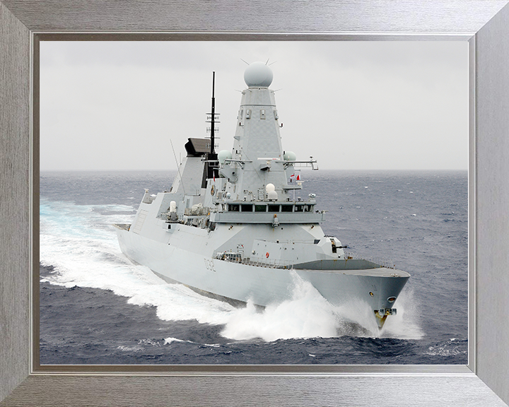 HMS Daring (D32) Royal Navy Type 45 Destroyer Starboard Bow View Underway Photo Print Wall Art Decor Posters, Prints, & Visual Artwork Hampshire Prints 10 x 8 Silver Frame No