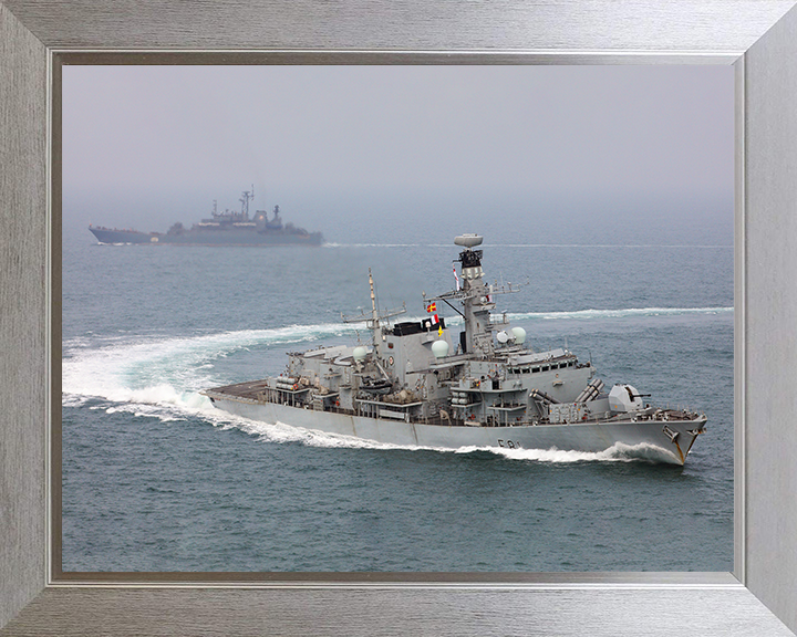 HMS Sutherland (F81) Photo Print - With Russian Warship 2016 - Royal Navy Type 23 Frigate Hampshire Prints 10 x 8 Silver Frame No