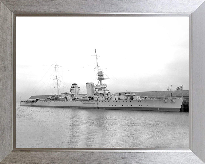HMS Raleigh (1919) Photo Print - Alongside 1921 - Royal Navy Hawkins Class Cruiser Hampshire Prints 10 x 8 Silver Frame No