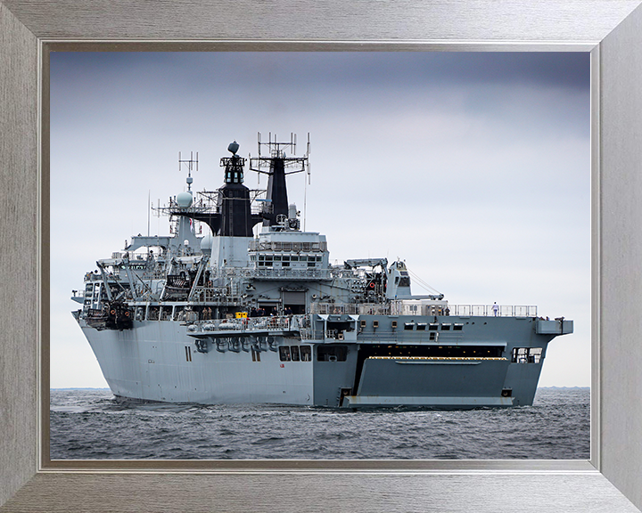 HMS Albion (L14) Royal Navy Albion Class Amphibious Ship Port Quarter View Photo Print Wall Art Naval Decor Posters, Prints, & Visual Artwork Hampshire Prints 10 x 8 Silver Frame No