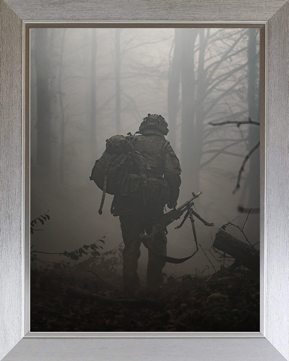 British Army Soldier Officer Cadet Woodland Portrait on Exercise Photo Print Wall Art Military Decor Posters, Prints, & Visual Artwork Hampshire Prints 10 x 8 Silver Frame No