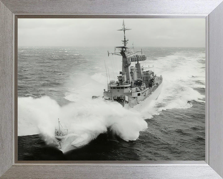 HMS Leander F109 | Photo Print | Framed Print | Leander Class | Frigate | Royal Navy Hampshire Prints