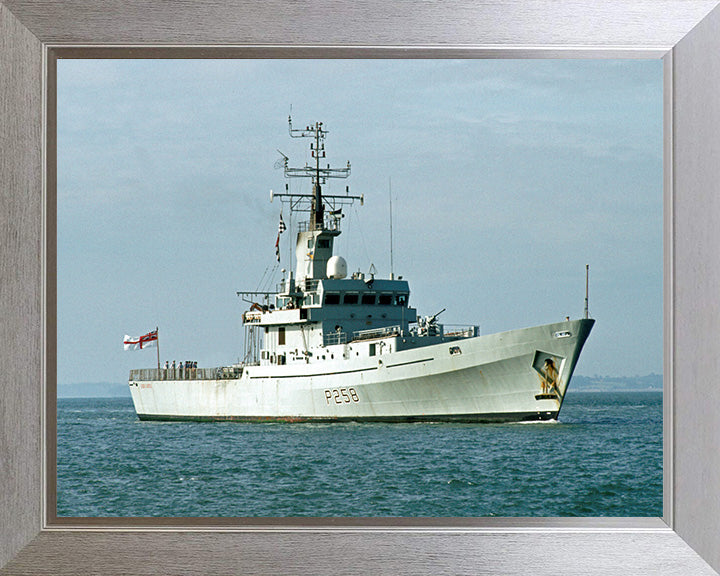 HMS Leeds Castle P258 | Photo Print | Framed Print | Castle Class | Patrol Vessel | Royal Navy Hampshire Prints