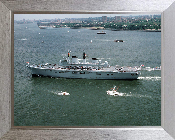 HMS Ark Royal (R07) Photo Print - New York 1986 - Royal Navy Invincible Class Aircraft Carrier Hampshire Prints 10 x 8 Silver Frame No