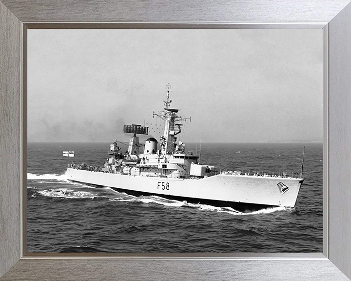 HMS Hermione F58 | Photo Print | Framed Print | Leander Class | Frigate | Royal Navy Hampshire Prints
