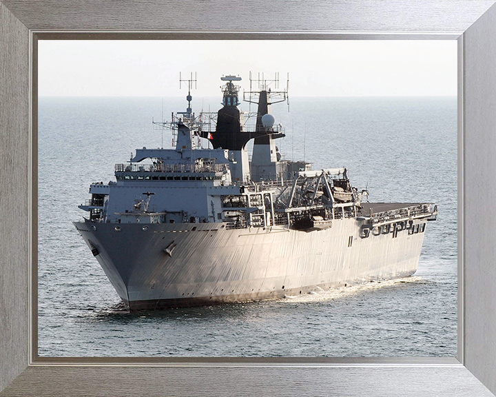 HMS Bulwark (L15) Photo Print - At Sea 2007 - Royal Navy Albion Class Amphibious Ship Posters, Prints, & Visual Artwork Hampshire Prints 10 x 8 Silver Frame No