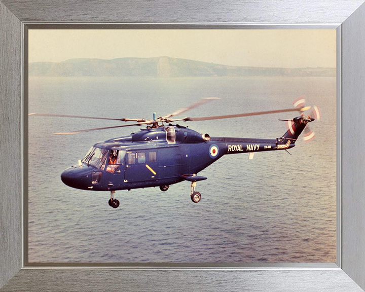 Westland Lynx Helicopter in Flight 1984 Photo Print - Royal Navy Aircraft Hampshire Prints 10 x 8 Silver Frame No