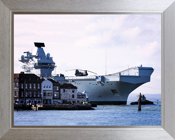 HMS Queen Elizabeth R08 | Photo Print | Framed Print | Queen Elizabeth Class | Aircraft Carrier | Royal Navy Hampshire Prints