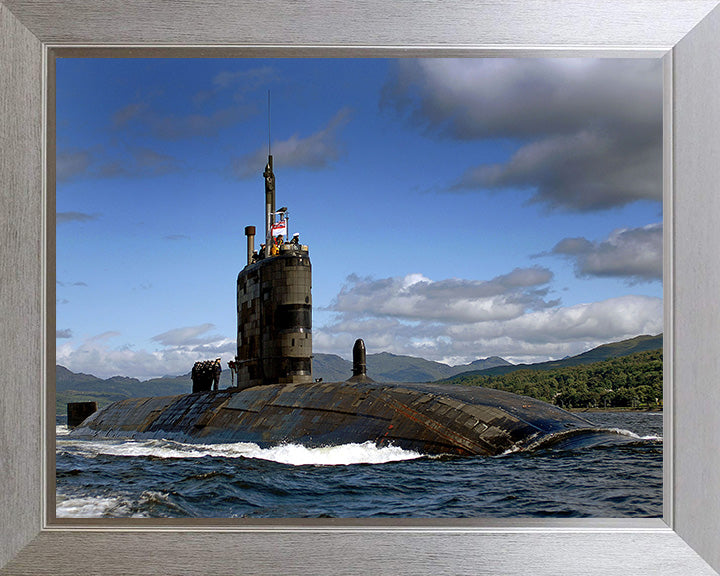 HMS Superb S109 Royal Navy Swiftsure class Submarine Photo Print or Framed Print - Hampshire Prints