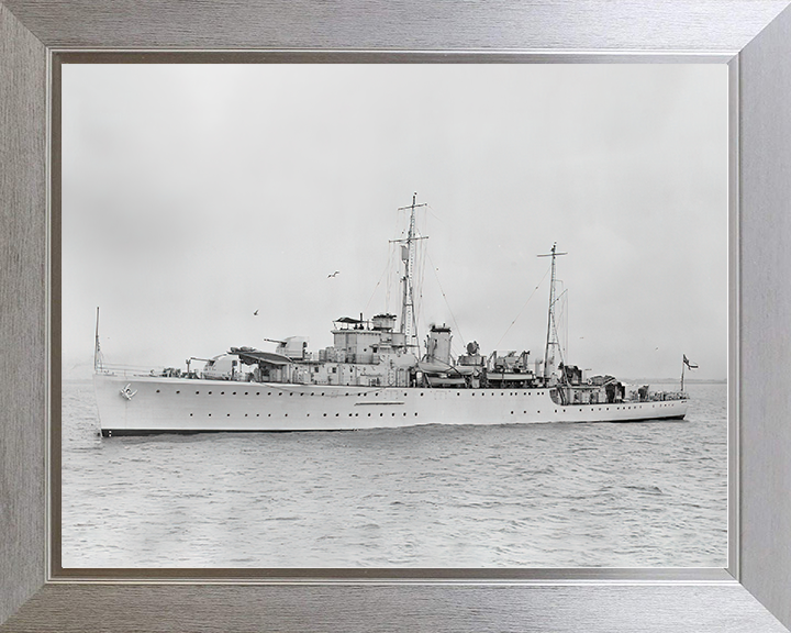 HMS Auckland (L61) Royal Navy Egret Class Sloop Port Side View Photo Print Wall Art Decor Posters, Prints, & Visual Artwork Hampshire Prints 10 x 8 Silver Frame No