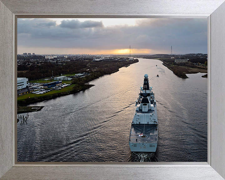 HMS Defender (D36) Photo Print - Enters Glasgow 2013 - Royal Navy Type 45 Destroyer Posters, Prints, & Visual Artwork Hampshire Prints 10 x 8 Silver Frame No