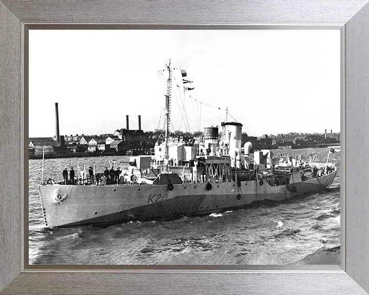 HMS Starwort (K20) Photo Print - At Sea 1942 - Royal Navy Flower Class Corvette Posters, Prints, & Visual Artwork Hampshire Prints 10 x 8 Silver Frame No