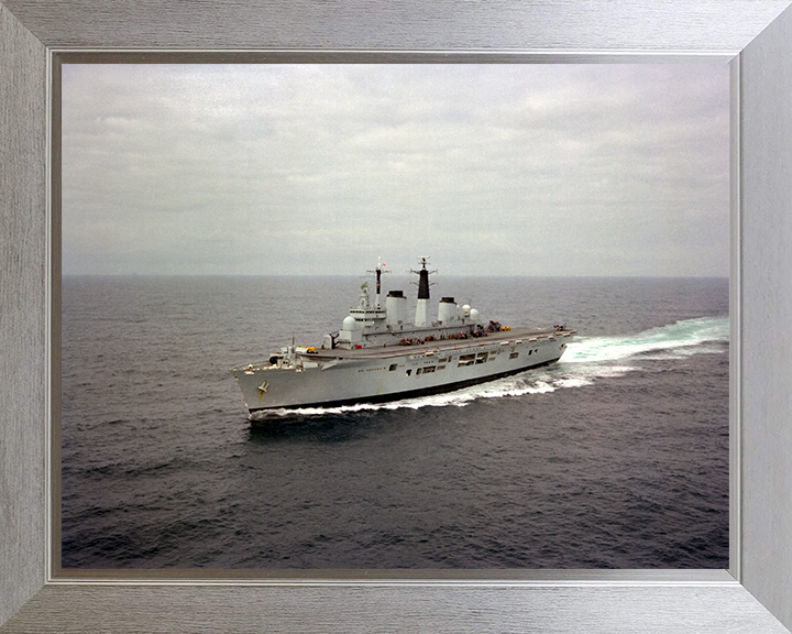 HMS Invincible (R05) Photo Print - At Sea 1982 - Royal Navy Invincible Class Aircraft Carrier Hampshire Prints 10 x 8 Silver Frame No