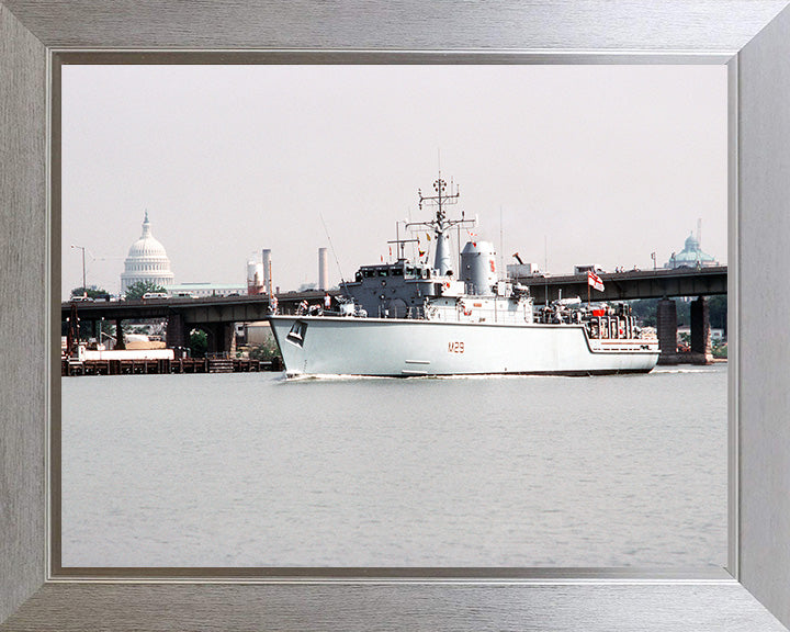 HMS Brecon M29 | Photo Print | Framed Print | Hunt Class | Mine Warfare Vessel | Royal Navy Hampshire Prints