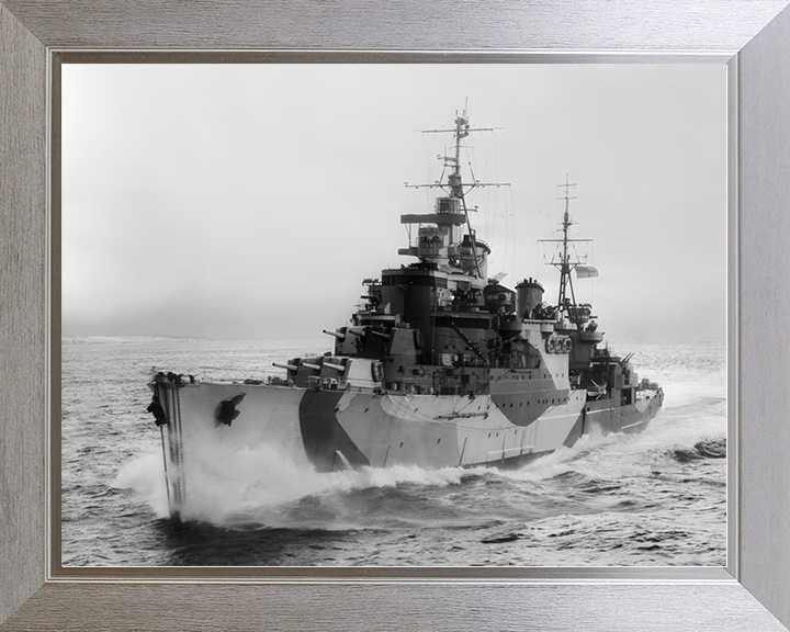 HMS Birmingham (C19) Royal Navy Town Class Light Cruiser Port Bow View Photo Print Wall Art Decor Posters, Prints, & Visual Artwork Hampshire Prints 10 x 8 Silver Frame No