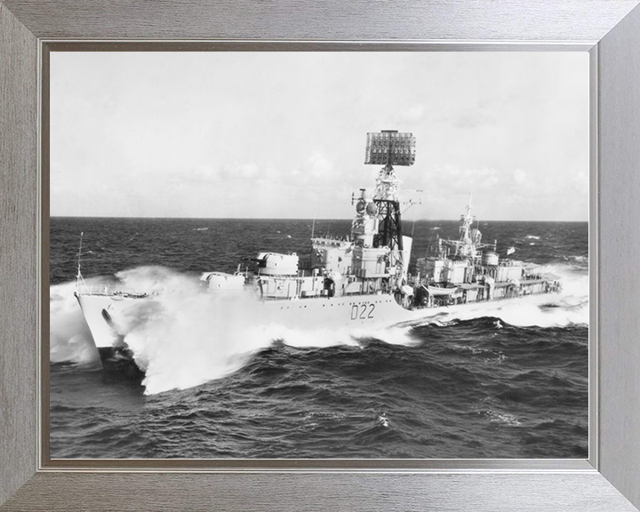 HMS Aisne (D22) Royal Navy Battle Class Destroyer Photo Print Underway Warship Wall Art Posters, Prints, & Visual Artwork Hampshire Prints 10 x 8 Silver Frame No