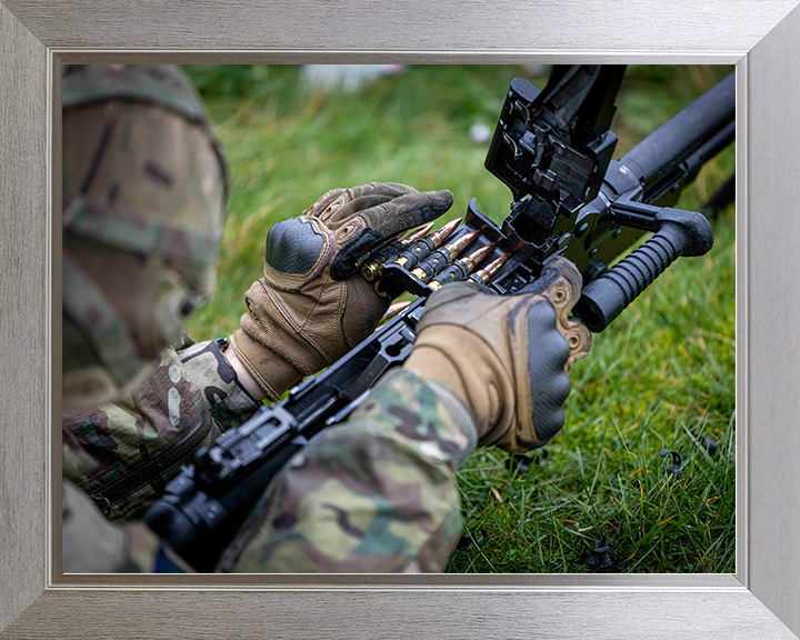 British Army Reserve Trooper Loads a GPMG Photo Print Wall Art Military Decor Poster Posters, Prints, & Visual Artwork Hampshire Prints 10 x 8 Silver Frame No