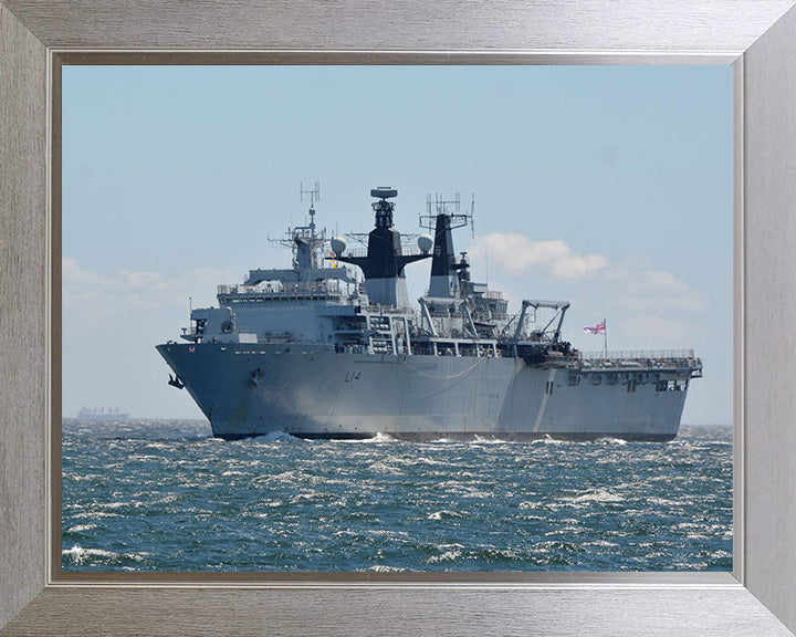 HMS Albion L14 | Photo Print | Framed Print | Albion Class | Amphibious ship | Royal Navy Hampshire Prints