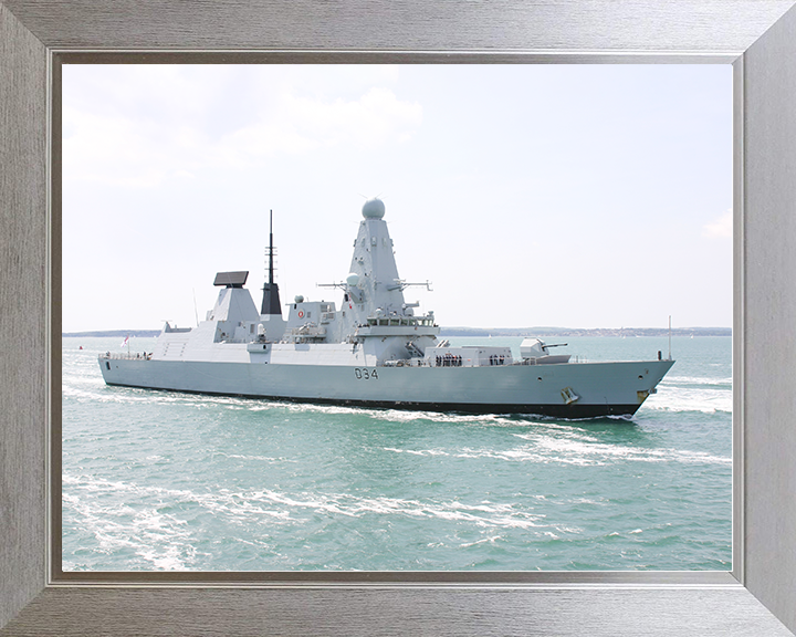 HMS Diamond (D34) Royal Navy Type 45 Destroyer Entering Portsmouth Photo Print Wall Art Decor Posters, Prints, & Visual Artwork Hampshire Prints 10 x 8 Silver Frame No