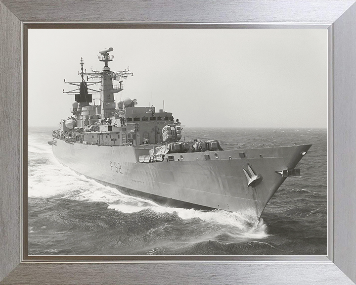 HMS Boxer (F92) Royal Navy Type 22 Frigate In Black and White Photo Print Wall Art Decor Posters, Prints, & Visual Artwork Hampshire Prints 10 x 8 Silver Frame No