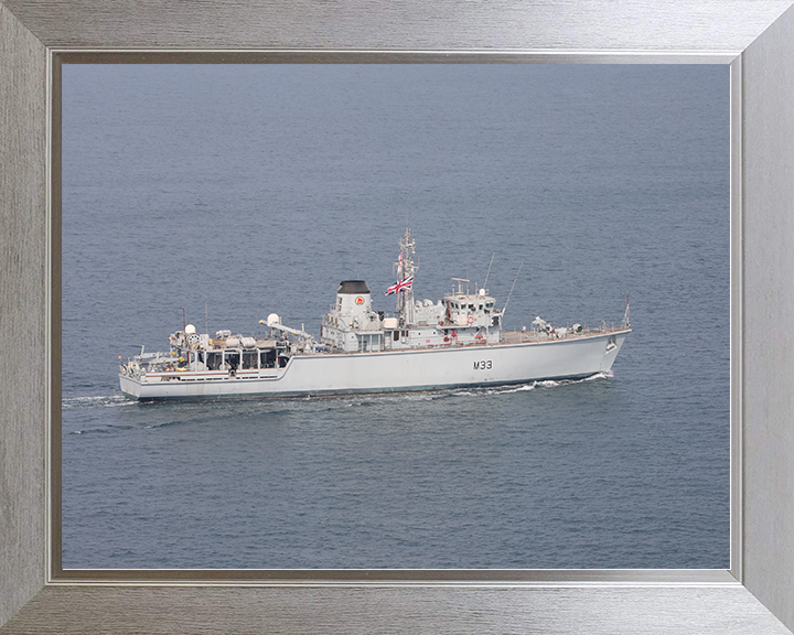 HMS Brocklesby (M33) Royal Navy Hunt Class Mine Warfare Vessel At Sea 2020 Photo Print Wall Art Naval Decor Posters, Prints, & Visual Artwork Hampshire Prints 10 x 8 Silver Frame No