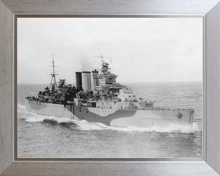 HMS Devonshire (39) Royal Navy County Class Cruiser Starboard Side Photo Print Wall Art Decor Posters, Prints, & Visual Artwork Hampshire Prints 10 x 8 Silver Frame No