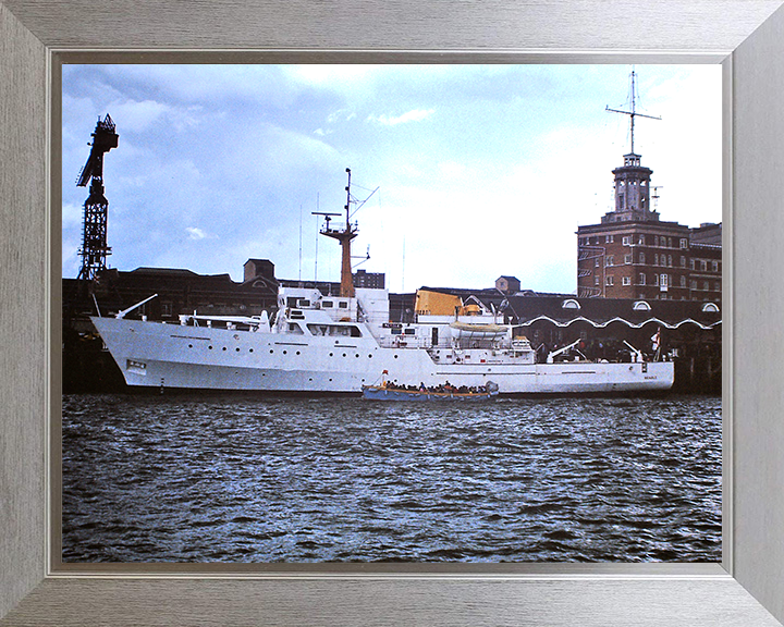 HMS Beagle (A319) Photo Print - Portsmouth 1982 - Royal Navy Bulldog Class Survey Vessel Hampshire Prints 10 x 8 Silver Frame No