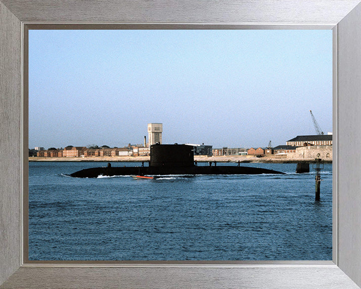 HMS Unseen S41 Royal Navy Upholder class Submarine Photo Print or Framed Print - Hampshire Prints