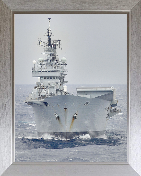 HMS Ark Royal (R07) Royal Navy Invincible Class Aircraft Carrier USA 2008 Photo Print Wall Art Decor Posters, Prints, & Visual Artwork Hampshire Prints 10 x 8 Silver Frame No