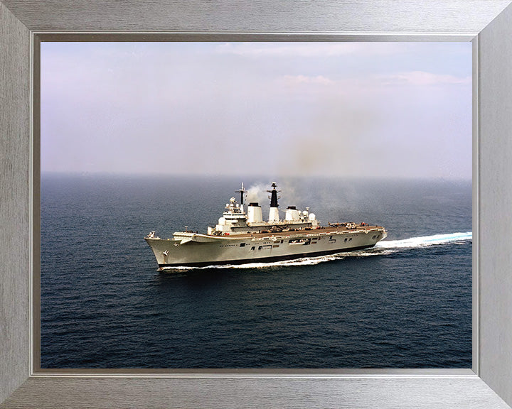 HMS Invincible R05 | Photo Print | Framed Print | Invincible Class | Aircraft Carrier | Royal Navy Hampshire Prints