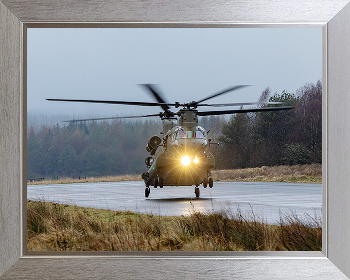 RAF Chinook Helicopter Landing at Dusk 2026 Photo Print Royal Air Force Aircraft Wall Art Aviation Decor Posters, Prints, & Visual Artwork Hampshire Prints 10 x 8 Silver Frame No